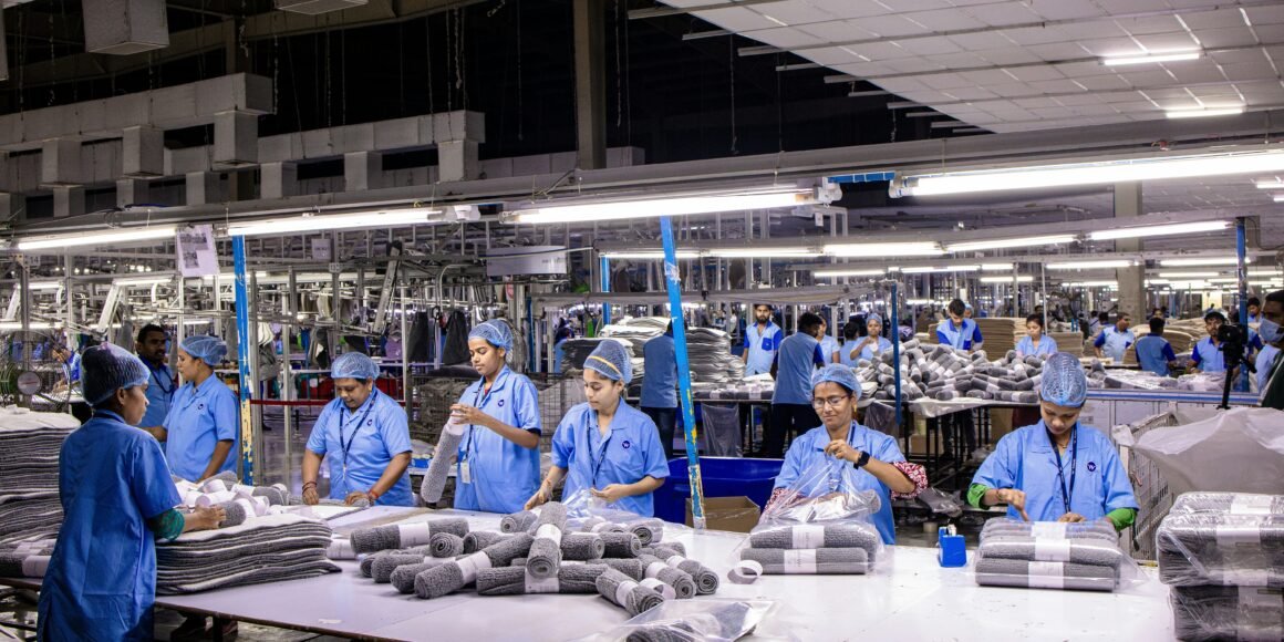 Basecamp’s Secret: How 60 Employees Builds a More Profitable Business Than 600